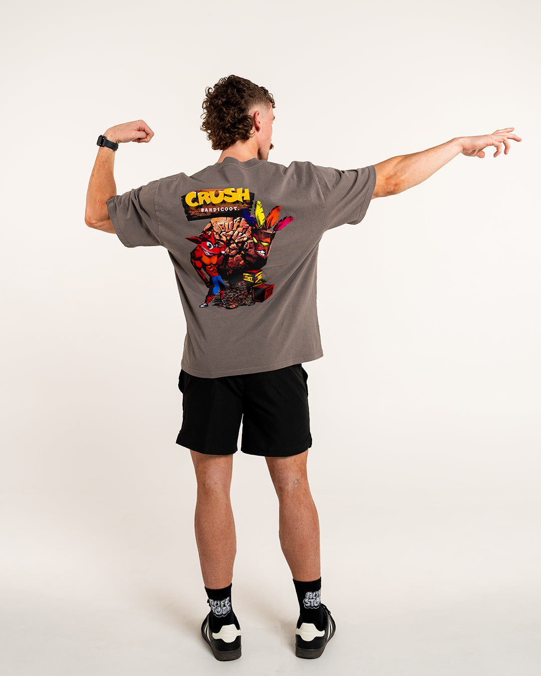 CRUSH BANDICOOT PREMIUM OVERSIZED TEE Buff Studs